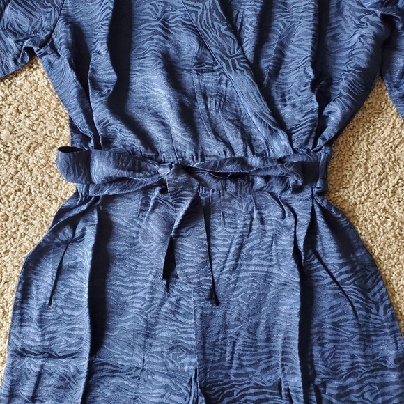 Victoria's secret zebra romper - Picture 2 of 6